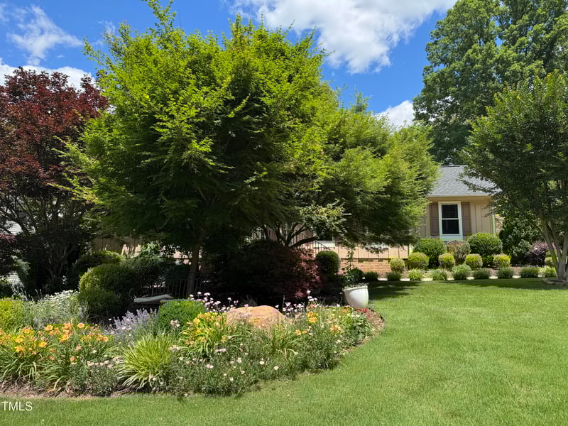 2009 Mallard Ln, Raleigh, NC 27609