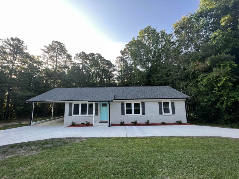 2009 Piney Plains Rd, Cary, NC 27518