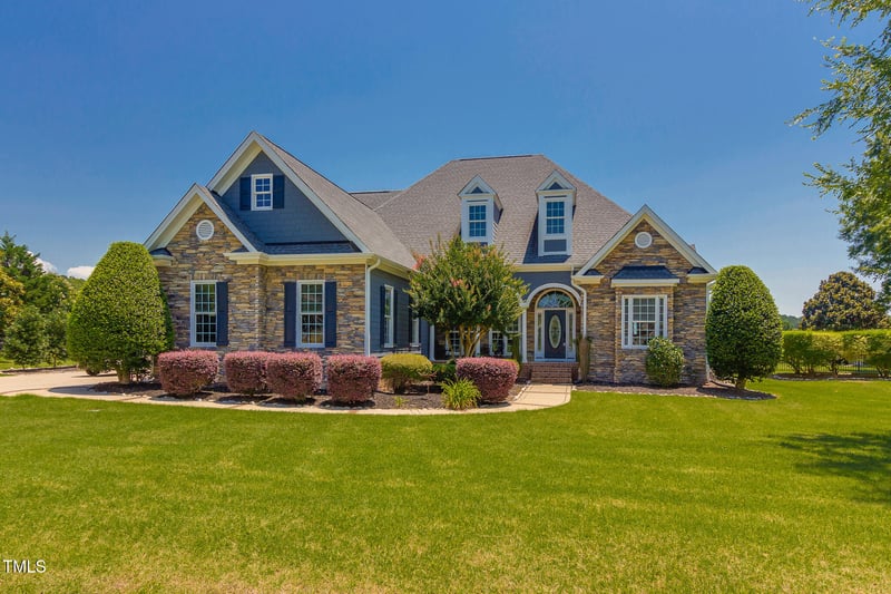 2009 Rockwall Farms Ln, Fuquay Varina, NC 27526