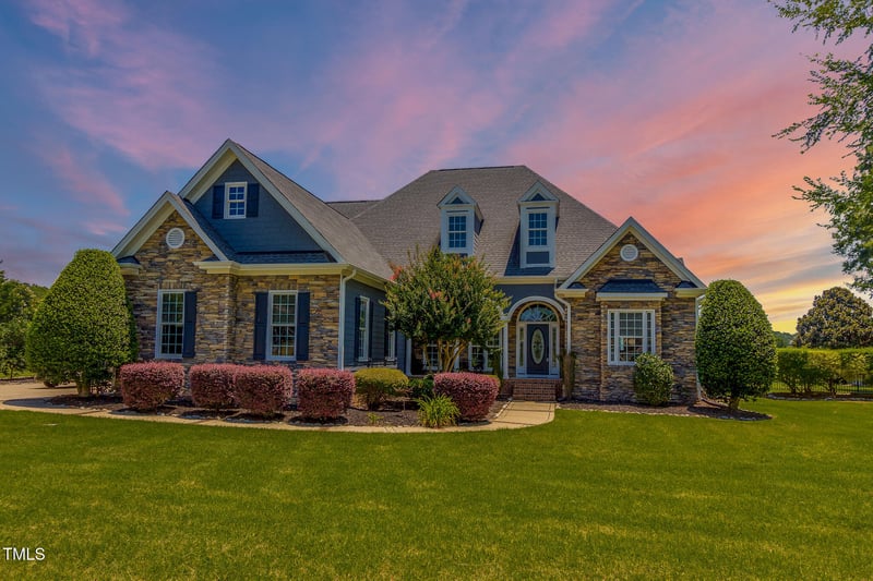 2009 Rockwall Farms Ln, Fuquay Varina, NC 27526