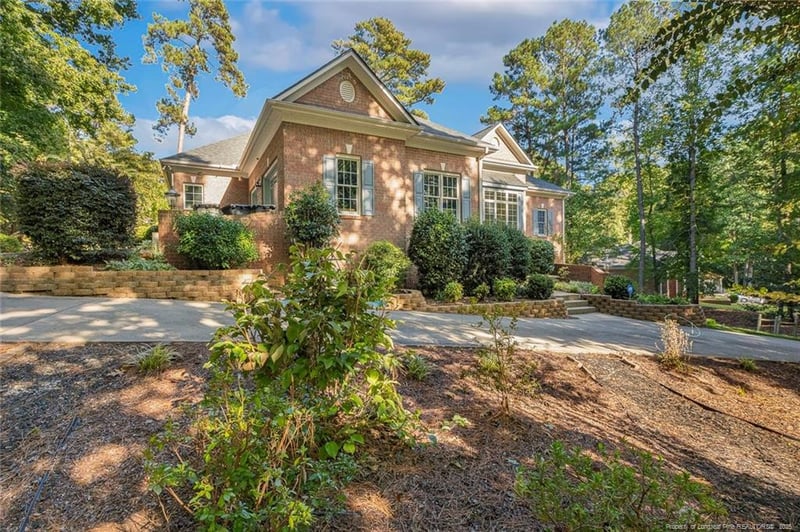 2009 Traceway Dr, Sanford, NC 27332