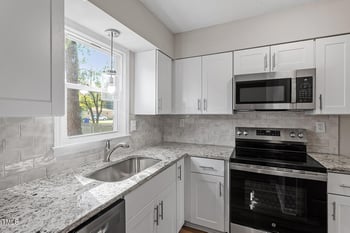 201-1 Caroline Ave, Smithfield, NC 27577
