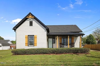 201 13th St, Erwin, NC 28339