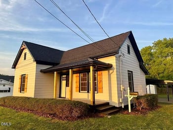 201 13th St, Erwin, NC 28339