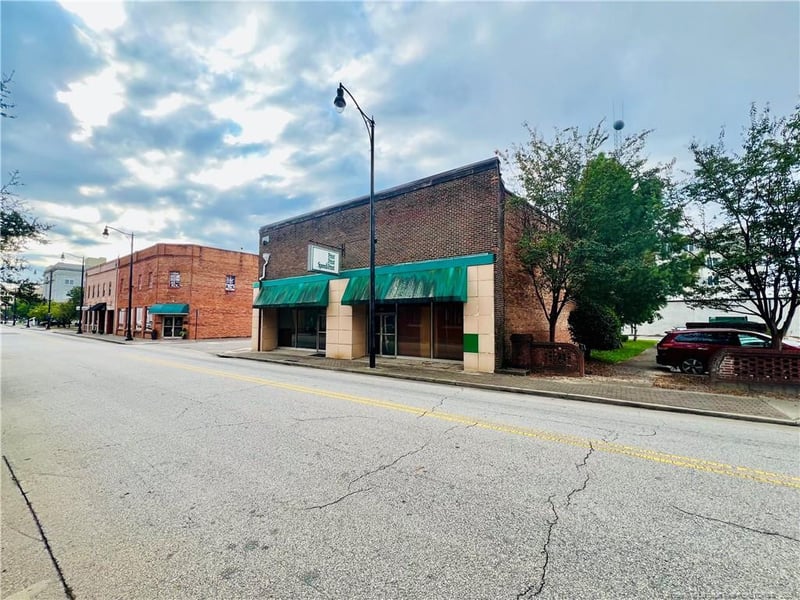 201-203 Franklin St, Fayetteville, NC 28301