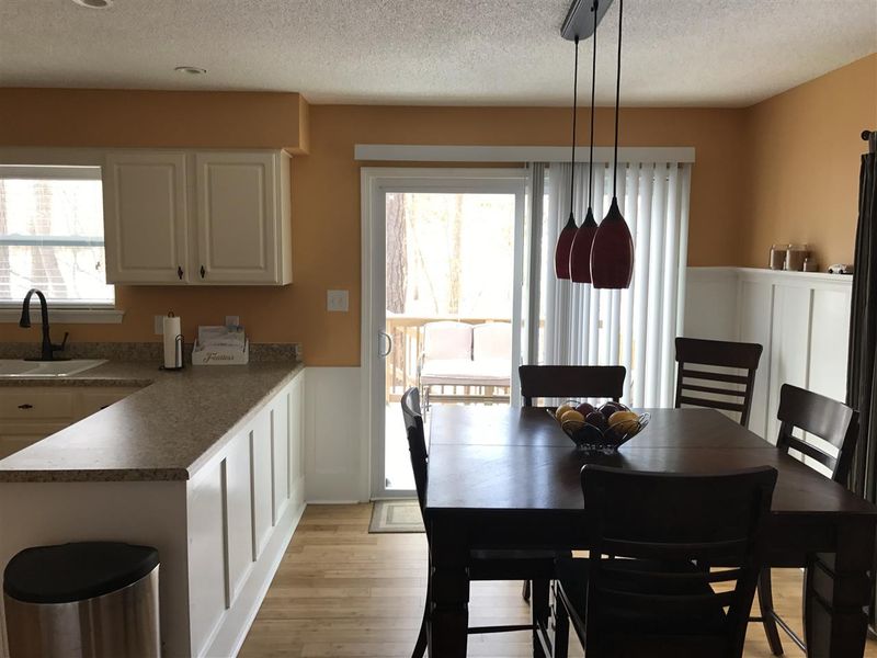 201-203 Gregory Dr, Cary, NC 27513