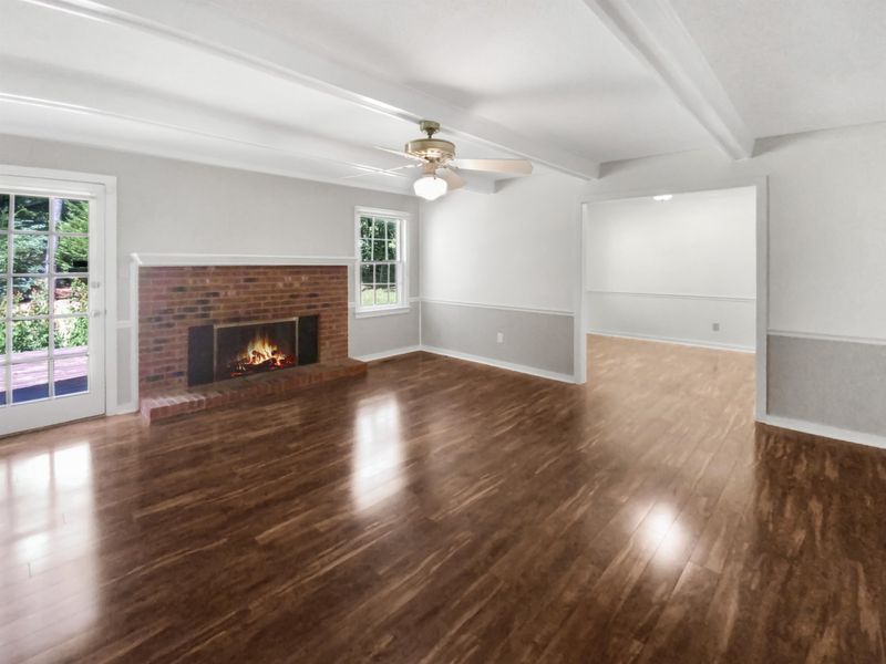 201 Abbey Ln, Cary, NC 27511