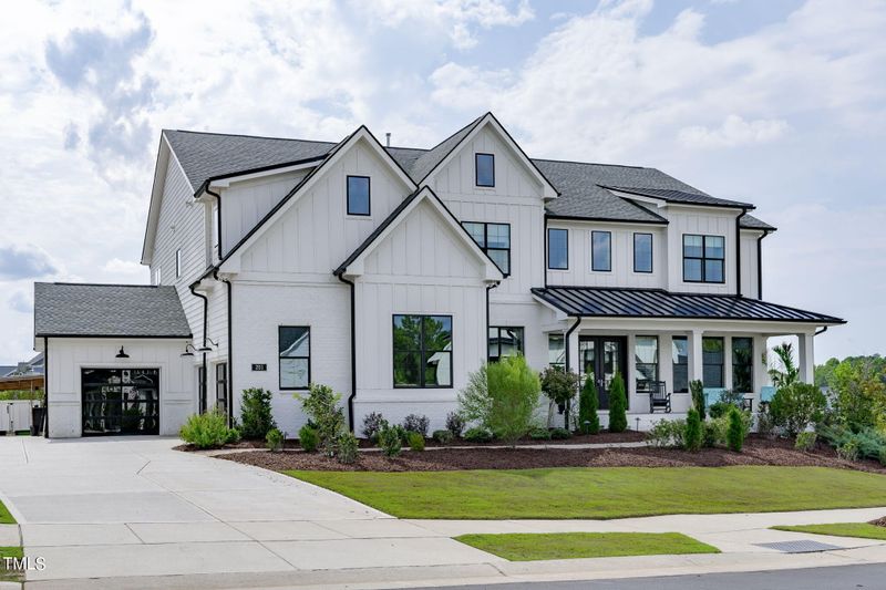 201 Addison Pond Dr, Holly Springs, NC 27540
