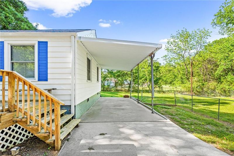 201 Albany St, Burlington, NC 27215