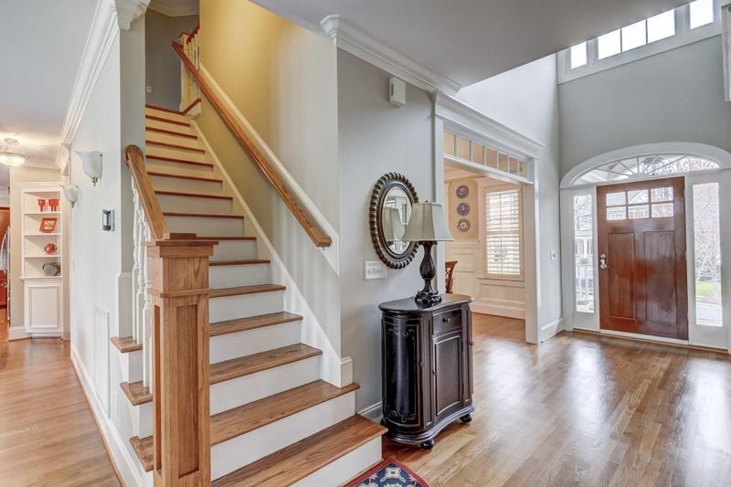 201 April Bloom Ln, Cary, NC 27519
