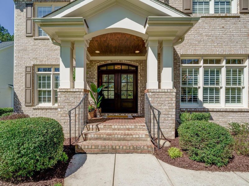 201 Baynes Ct, Chapel Hill, NC 27517