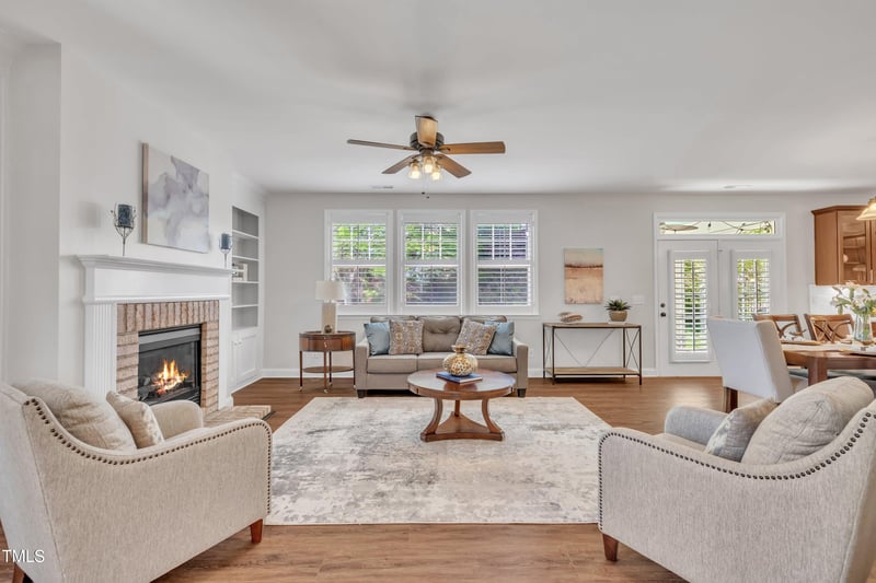 201 Bog Hill Ln, Cary, NC 27519