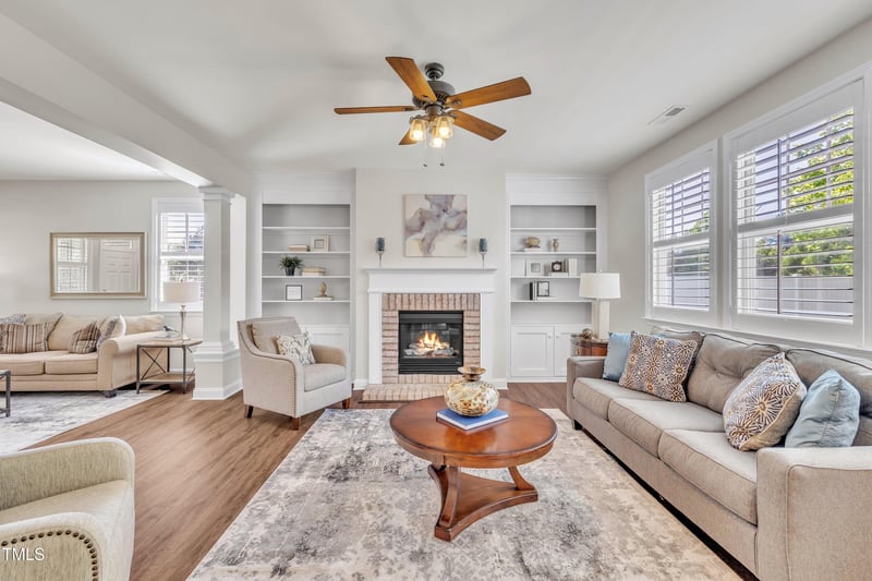 201 Bog Hill Ln, Cary, NC 27519