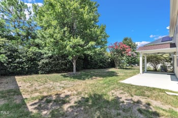 201 Bog Hill Ln, Cary, NC 27519
