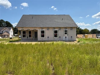 201 Boston River Dr, Dunn, NC 28334