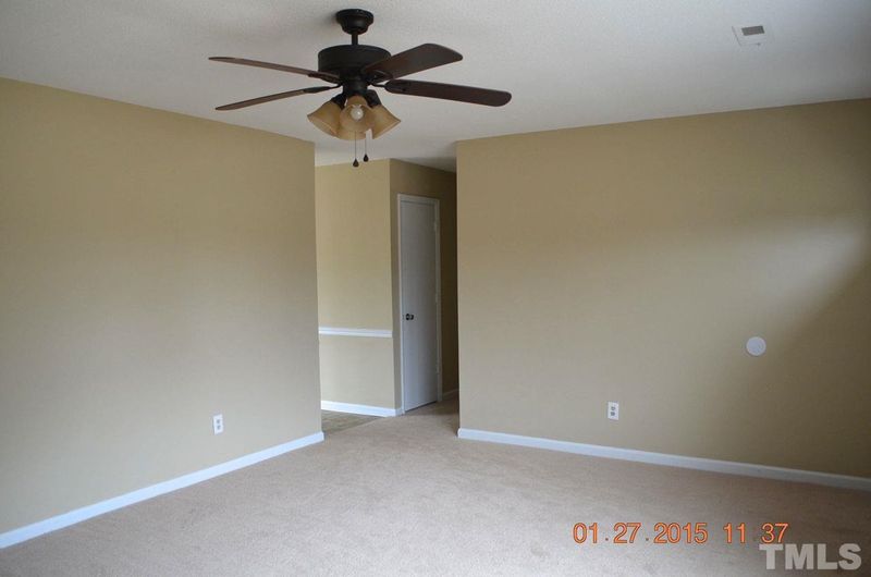 201 Bournemouth Ln, Garner, NC 27529