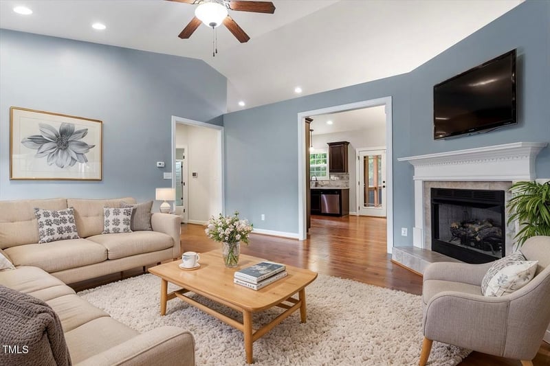 201 Brindley Cir, Clayton, NC 27520