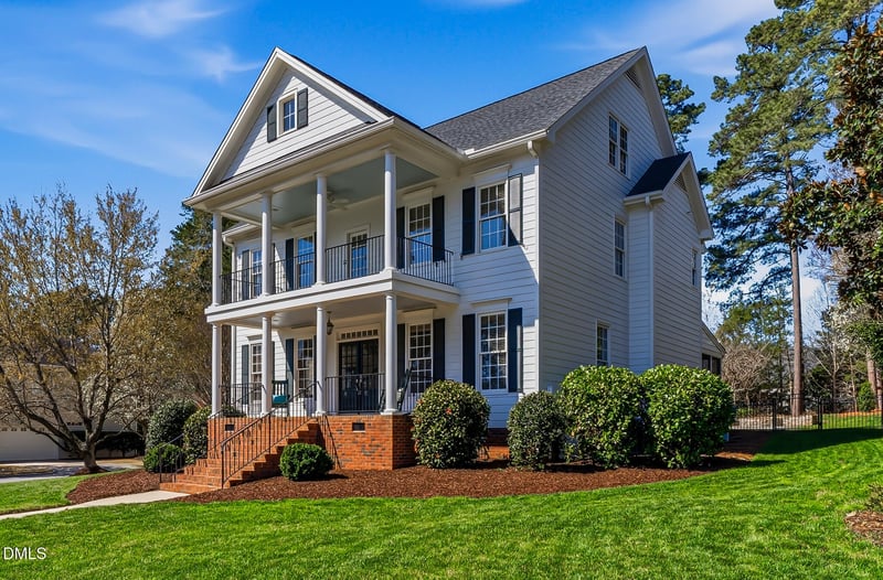 201 Cakebread Ct, Cary, NC 27519