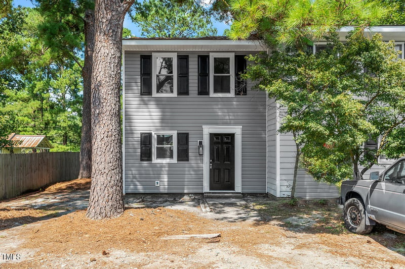 201 Caroline Ave, Smithfield, NC 27577