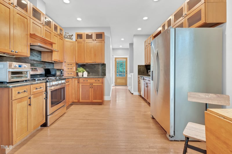 201 Cedar St, Louisburg, NC 27549