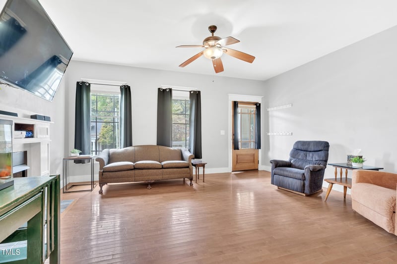 201 Cedar St, Louisburg, NC 27549
