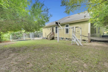 201 Cedar St, Louisburg, NC 27549
