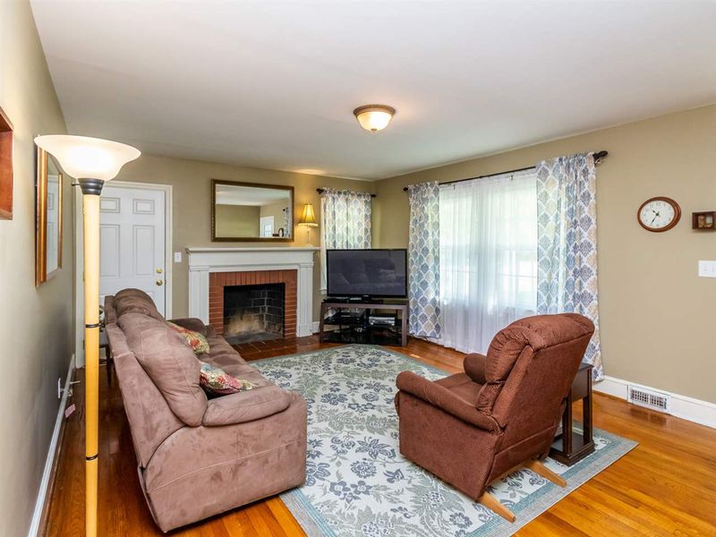 201 N Cheatham St, Franklinton, NC 27525