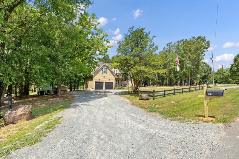 201 Clark Pond Rd, Clayton, NC 27527