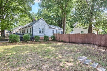 201 Club Blvd, Durham, NC 27704