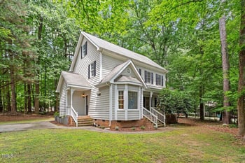 201 Cobblestone Dr, Chapel Hill, NC 27516