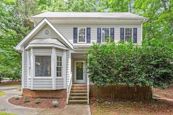 201 Cobblestone Dr, Chapel Hill, NC 27516