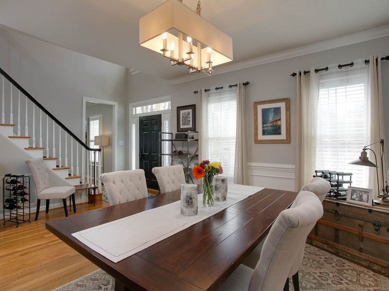 201 Coltsgate Dr, Cary, NC 27518