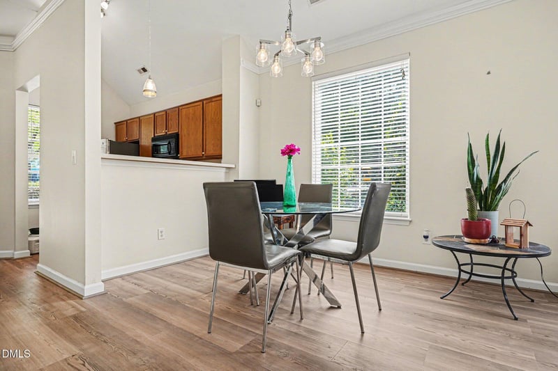 201 Commons Dr, Holly Springs, NC 27540