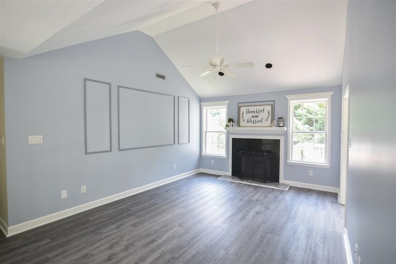 201 Cross Current Ln, Raleigh, NC 27610