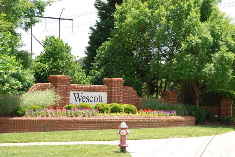 201 Danagher Ct, Holly Springs, NC 27540