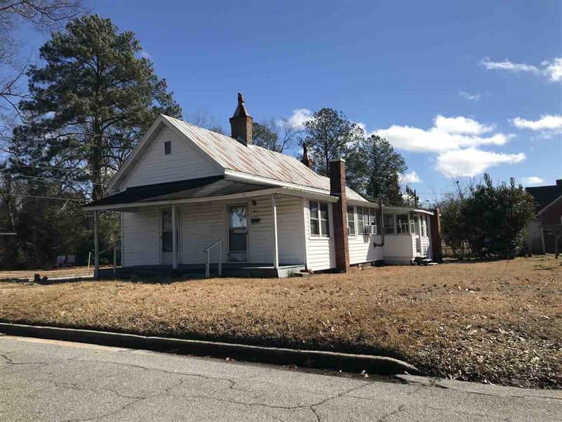 201 S Fifth St, Smithfield, NC 27577