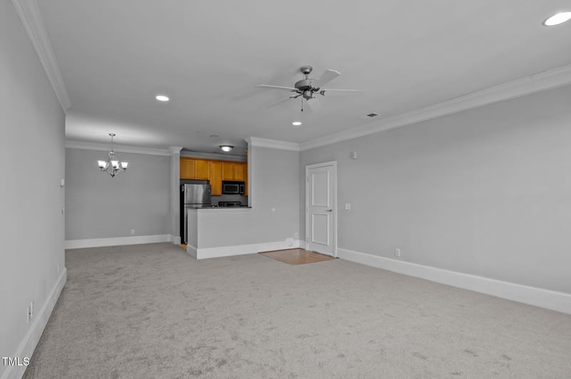 201 Finsbury St #302, Durham, NC 27703