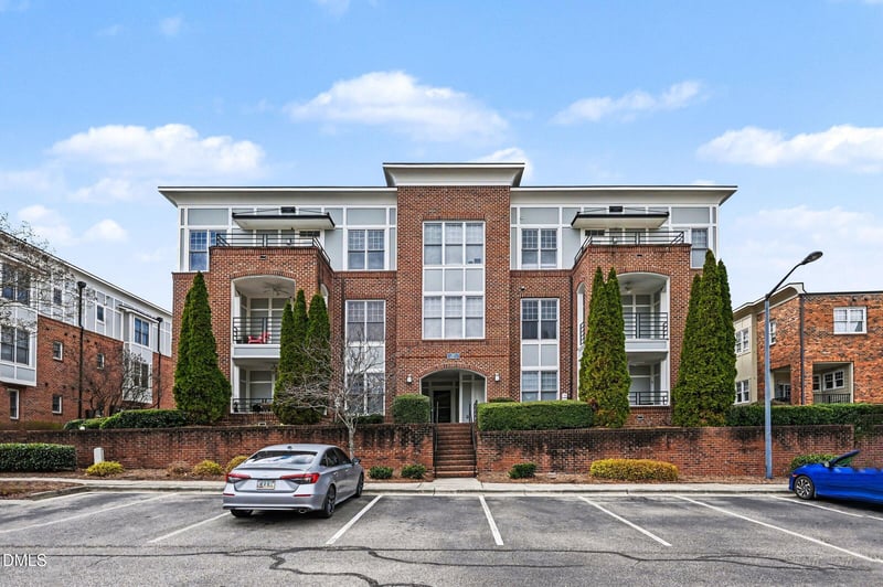 201 Finsbury St #Apt 303, Durham, NC 27703