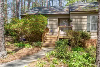 201 Forest Ct, Carrboro, NC 27510