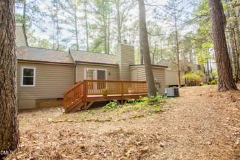 201 Forest Ct, Carrboro, NC 27510