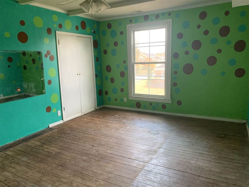 201 W Gannon Ave, Zebulon, NC 27597