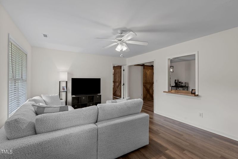 201 Gracie Ln, Clayton, NC 27520