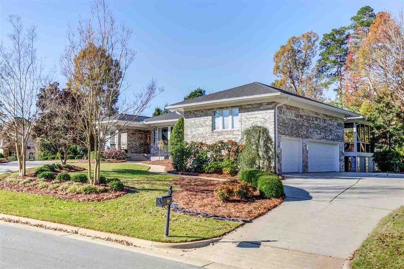 201 Grey Bridge Row, Cary, NC 27513