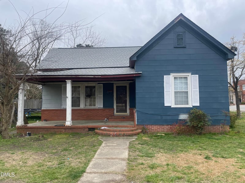 201 H St, Erwin, NC 28339