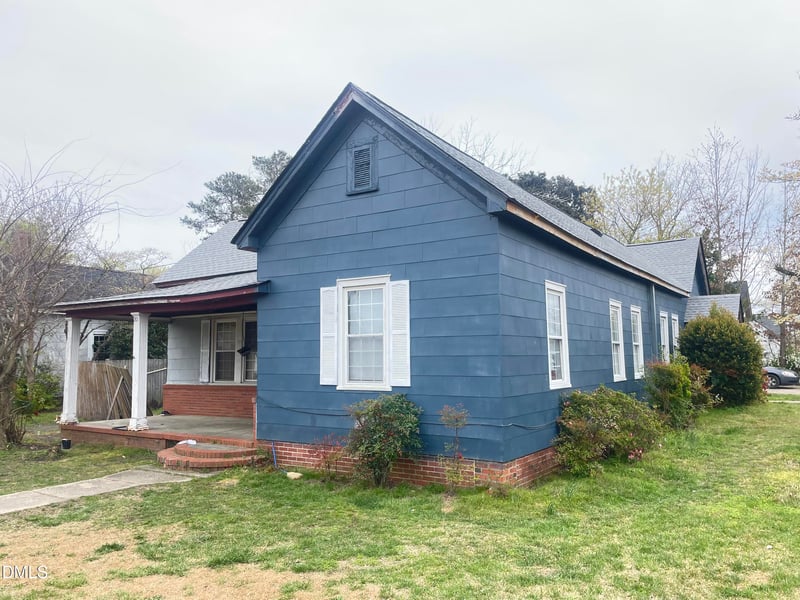 201 H St, Erwin, NC 28339