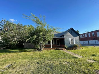 201 H St, Erwin, NC 28339