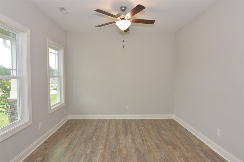 201 Highcroft Cir, Benson, NC 27504