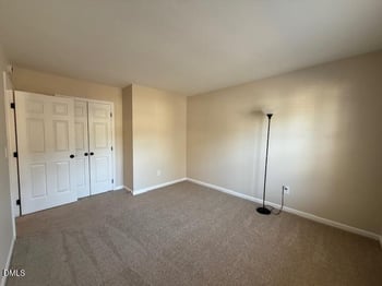 201 Holmby Ct, Holly Springs, NC 27540