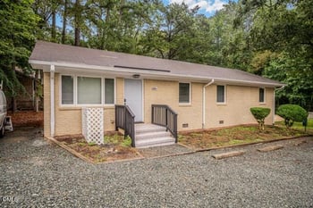 201 Howell St #100a, Chapel Hill, NC 27514