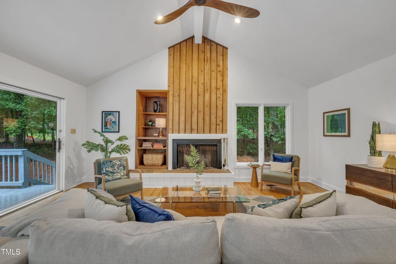 201 Hunter Hill Rd, Chapel Hill, NC 27516